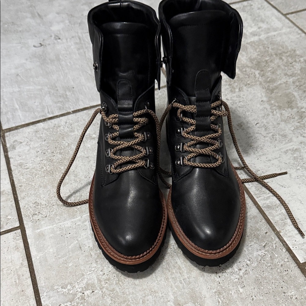 Sanctuary Black Leather Lace Up Boots with Tan Trim - Size 8.5